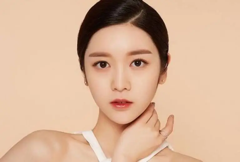 độn cằm bác saĩ nào đẹp