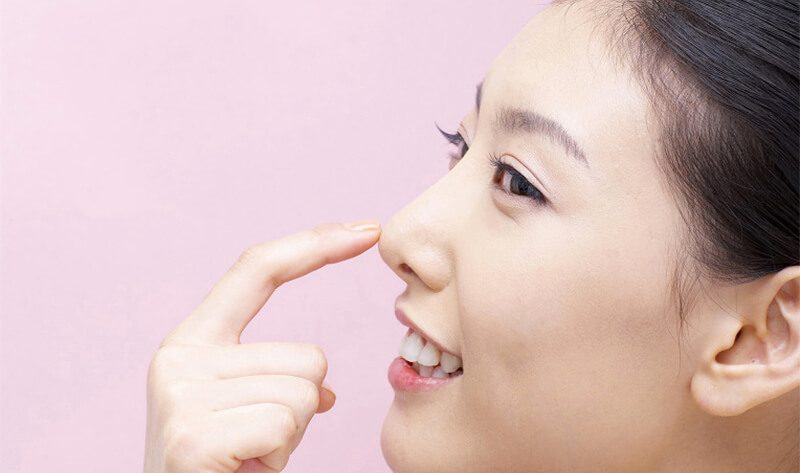 nâng sống mũi tự nhien